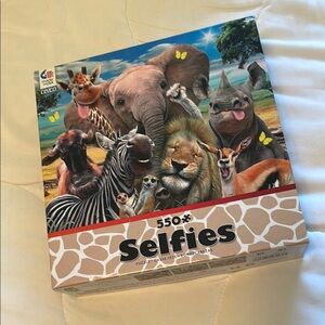 Animal Selfies 550-Piece Puzzle